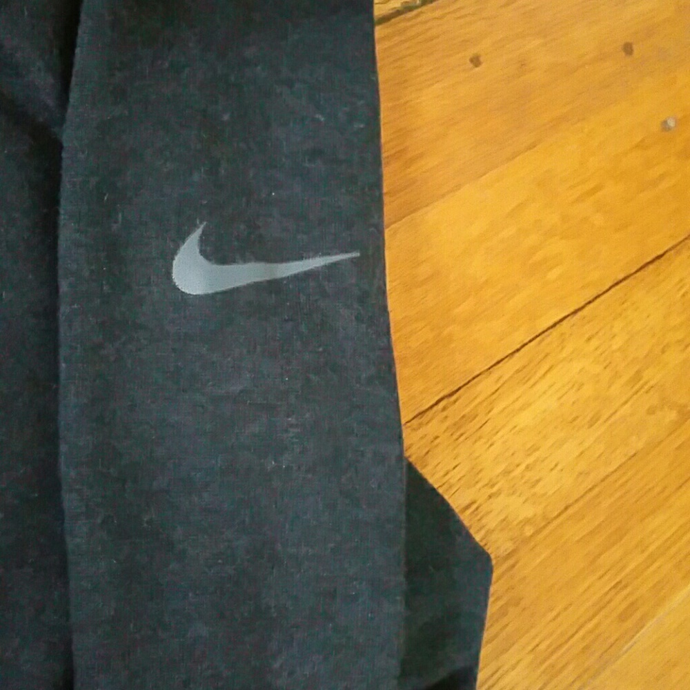 Nike Pullover - image 3